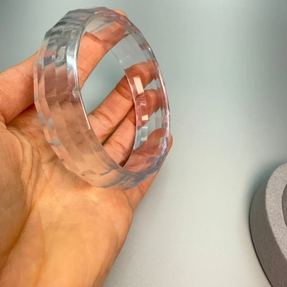 Vintage Lucite Clear Faceted Bangle Bracelet‎ 8